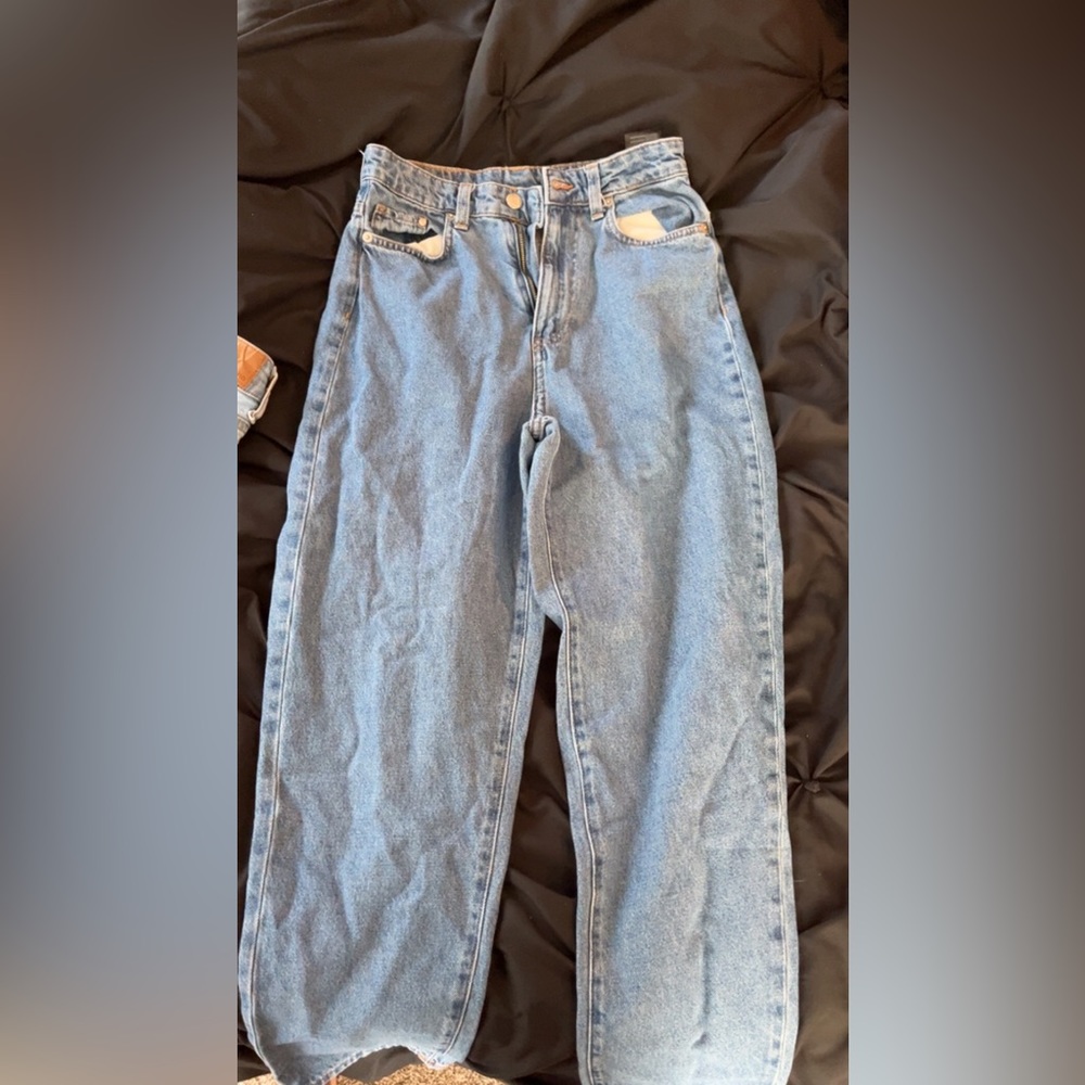 H&M Loose Mom Jeans